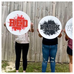 Die-Cut Cheer Signs